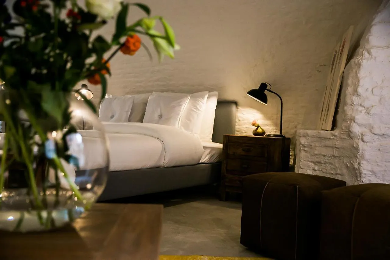 Het Sluijmerhuis Bed & Breakfast Utrecht Netherlands