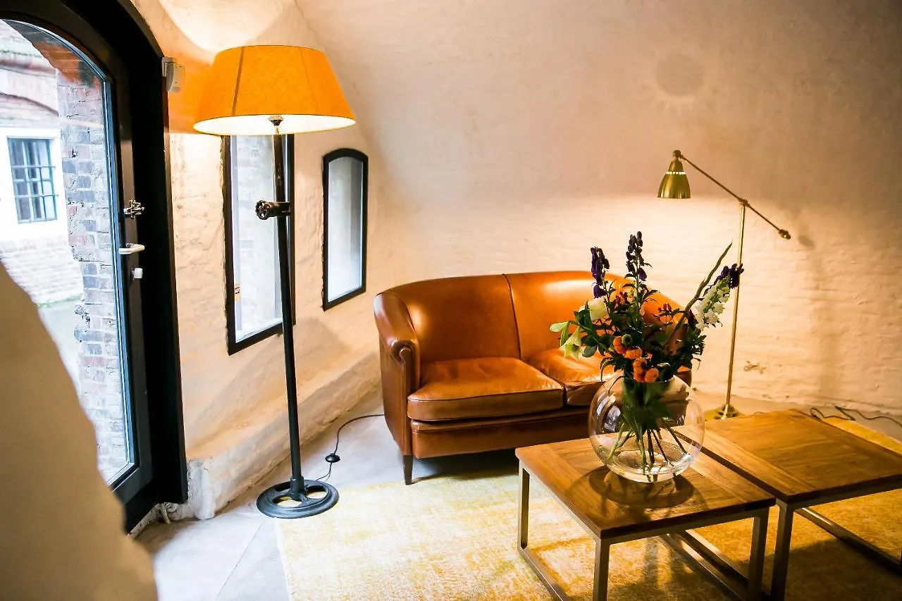 Het Sluijmerhuis Bed & Breakfast Utrecht 2*,  Netherlands